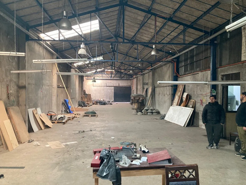Bodega 460 M2 + Oficinas El Roble