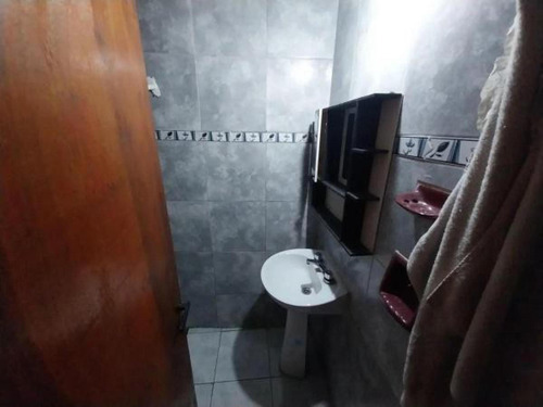 Casa En Venta - 3 Dormitorios 1 Baño - 316mts2 - San Miguel De Tucuman