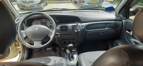 Renault Megane 1.6 Unique
