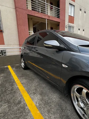 I25 Hatchback