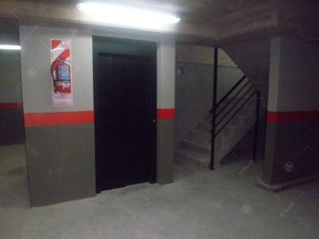 Imagen 5 de 9 de Alquiler O Venta - Cochera Fija 2do Piso - Quilmes