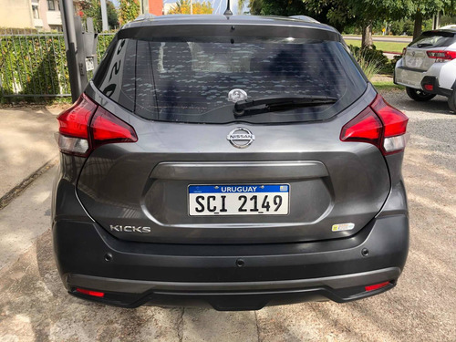 Nissan Kicks 1.6 Exclusive At Cvt 2017