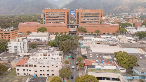 Galpon En Terreno De 3.126 M2 En Venta Chacao I