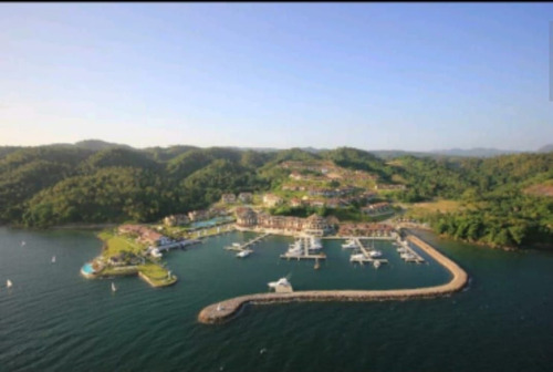 Vendo Apartamento En Puerto Bahia Samana