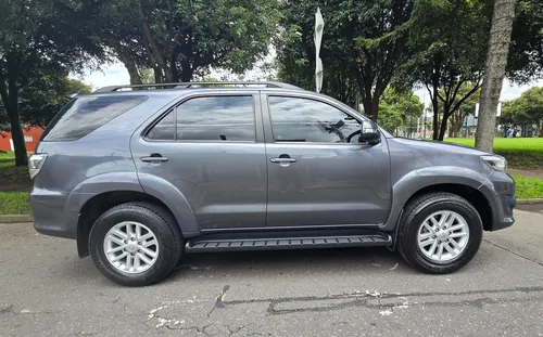 Toyota Fortuner 2.7l
