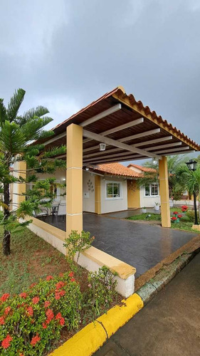 Imagen 19 de 20 de Se Vende Casa Conj Res Parque Residencial Juanico
