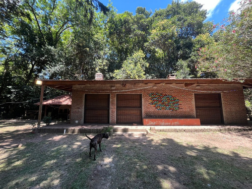 Casa Quinta En Venta En Calle 19 Bis Entre Arana Y 420