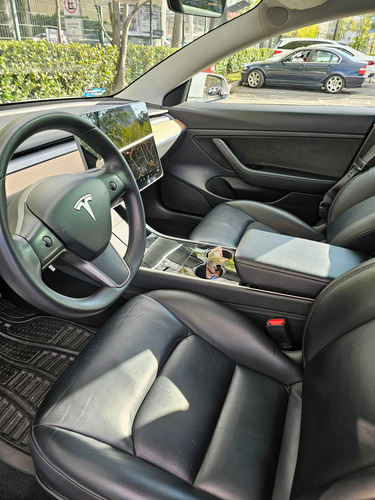 Tesla Model 3 2020 Estándar Plus Color Blanco.