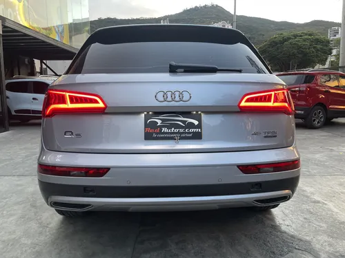 Audi Q5 2.0 TFSI QUATTRO BLACK LINE TP 2000CC T CT TC