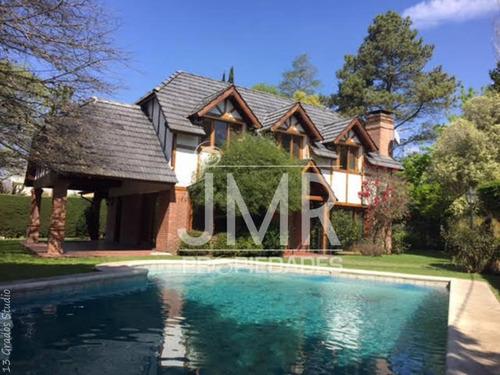 Jmr Propiedades | Country Club Mapuche | Impecable Casa En Venta