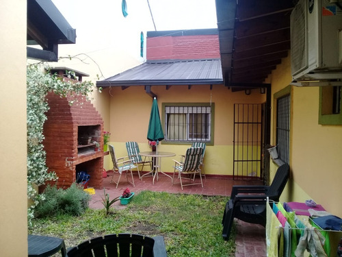 Imagen 17 de 19 de Casa En Venta En Merlo Centro Hermosa