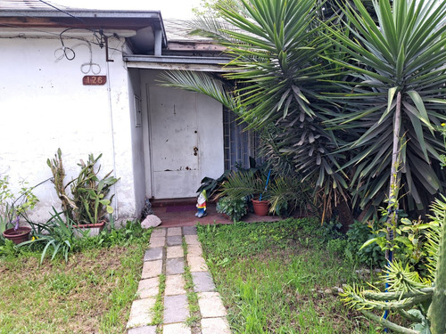 Excelente Terreno Con Casa Para Remodelar En Comuna El Bosqu
