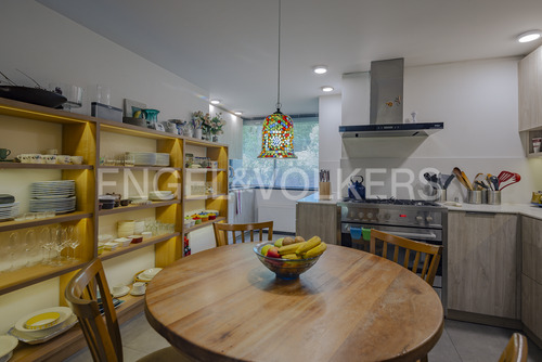 Dúplex Con Conectividad Con Cocina Integrada