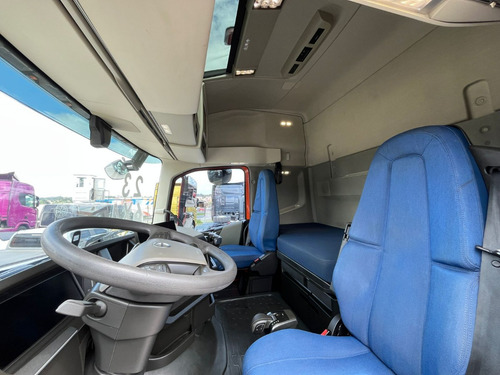Volvo Fh 540 Cab. Globetrotter 6x4 Ano 2023 Laranja Pac. Ec
