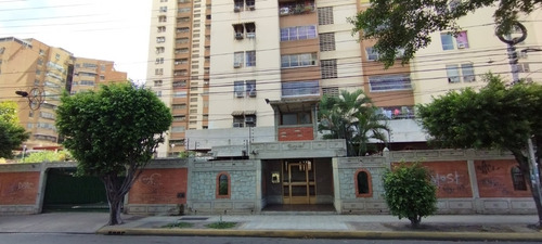 Best House Vende Amplio Apartamento En Maracay