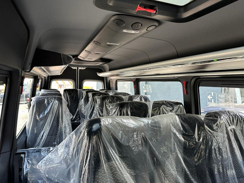 Mercedes-benz Sprinter Van 517 Big 21 Lugares