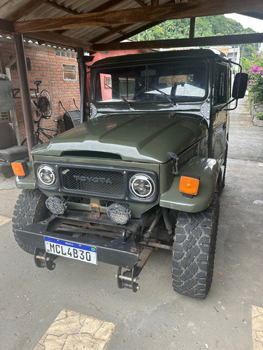 Toyota Bandeirante 3.7 Cab. Simples Longa 2p