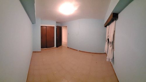 Imagen 5 de 13 de Apartamento En Alquiler Villa Hermosa Urb. Parque El Retiro 3 Habitaciones 2 Baños