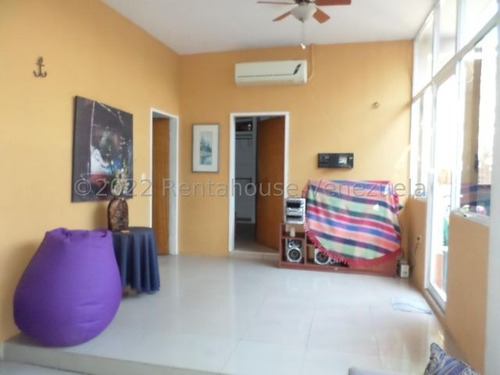 Imagen 18 de 30 de Casa En Venta En Fundalara Barquisimeto