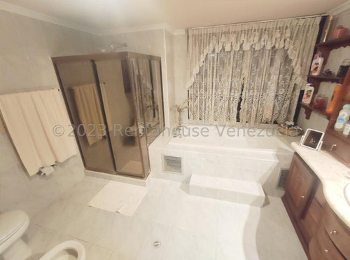 Imagen 24 de 30 de && Penthouse En Venta Al Este De Barquisimeto Lara Rah 23-23690 //invierta Seguro Con Rentahouse//