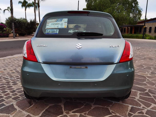 Imagen 4 de 15 de Suzuki Swift 1.4 Gls 5vel Aa Mt 2012