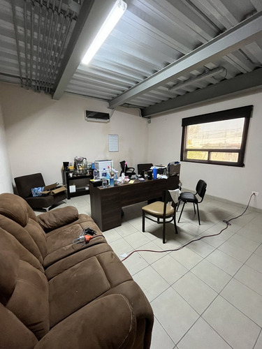 Edificio Comercial Operando En Venta En Centro De Apodaca