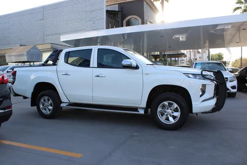 Mitsubishi L200 Pick-up 2020