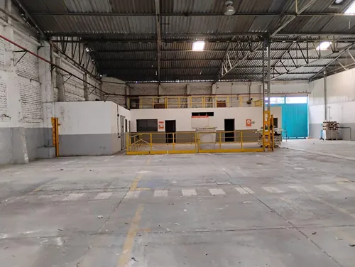 Se Alquila Bodega Barrio Industrial