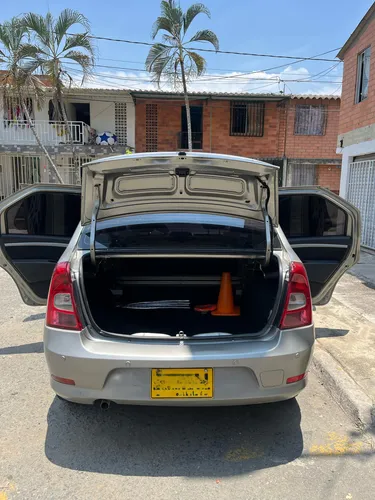 Renault Logan 1.6 Expression Fii