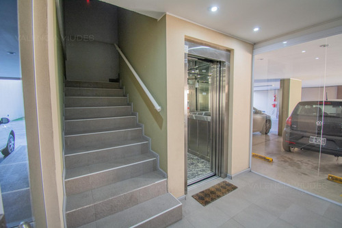 Venta Departamento 3 Ambientes Con Cochera En Haedo
