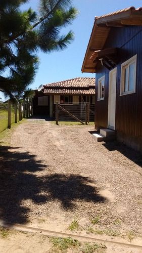Imagem 6 de 20 de Casa À Venda Na Servidão Pmg 21, Grama, Garopaba - Sc - Liv-22598