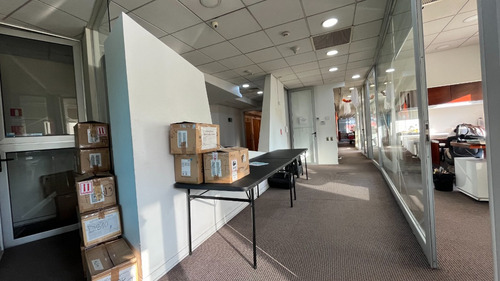 Oficinas 310m2 4b/4e/3bodegas A Pasos Metro P. Valdivia
