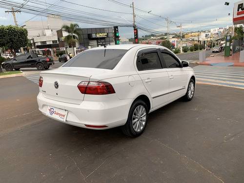 Volkswagen Voyage 1.0 12v Mpi Totalflex Comfortline 4p Manu