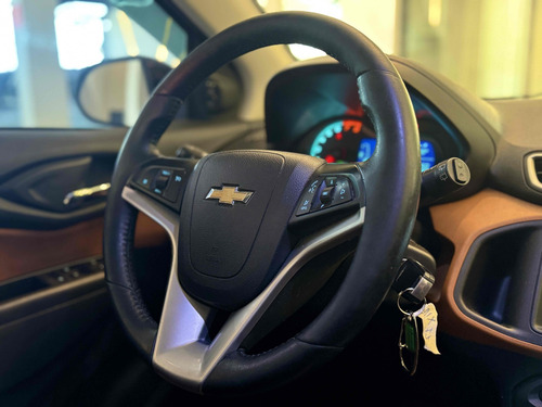 Chevrolet Onix 1.4 MPFI ACTIV 8V FLEX 4P AUTOMÁTICO