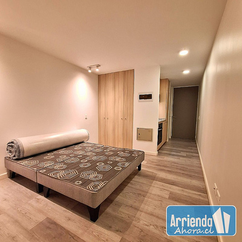 Arriendo Comisión En Cuotas Home Studio Sargento Aldea