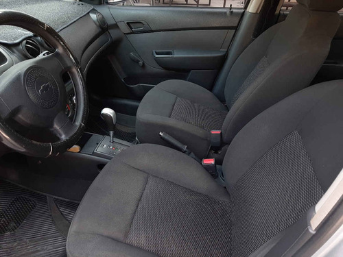 Chevrolet Aveo 2017 4p Ls L4/1.6 Aut Linea Anterior