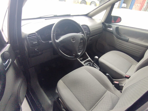 Imagem 8 de 11 de Zafira 2.0 Mpfi Comfort 8v 4p Completa 2008