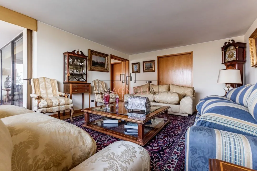 Imagen 3 de 30 de Magnolia Property Vende Lujoso Depto 5d 5b El Golf
