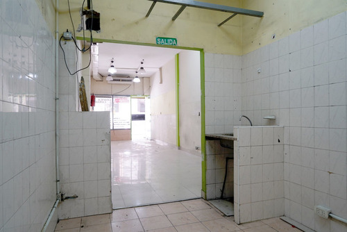 Imagen 7 de 17 de Alquiler Local En Esmeralda Y Diagonal Norte 90 M2