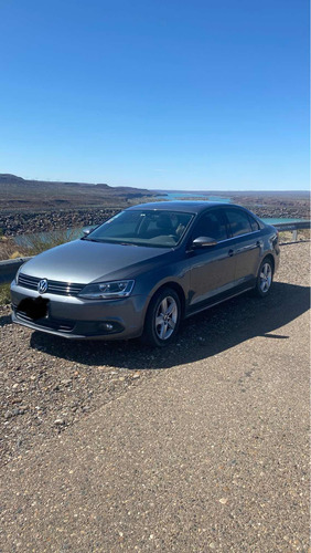 Volkswagen Vento 2.5 Luxury 170cv