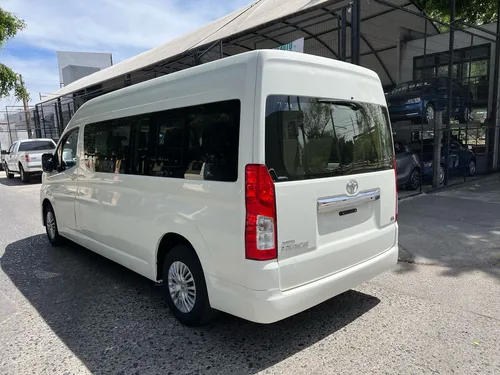 Toyota Hiace 2.7 Bus 15 Pas Mt
