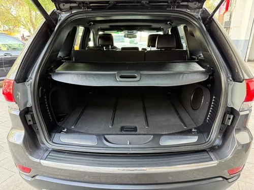 Jeep Grand Cherokee 3.6 Limited Lujo V6 4x2 At
