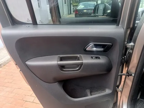 Volkswagen Amarok HIGLINE V6