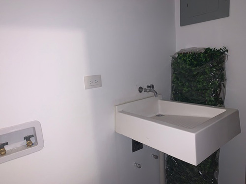 Imagen 7 de 11 de Venta De Apartamento Primer Nivel En Zona 16 Kanajuyu
