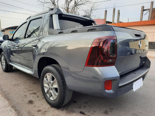 Imagen 6 de 15 de Renault Duster Oroch 2017 2.0 Privilege