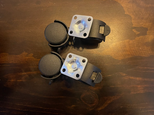 Imagen 3 de 5 de Set 4 Ruedas Con Base Giratoria Y Freno Para Muebles 50mm