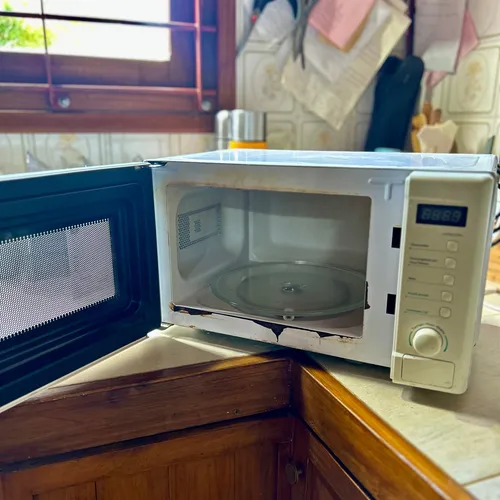 Microondas Philco 20l Mpd8620n (Usado)