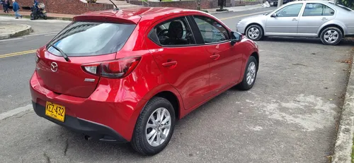 Mazda 2 TOURING AT 1.5