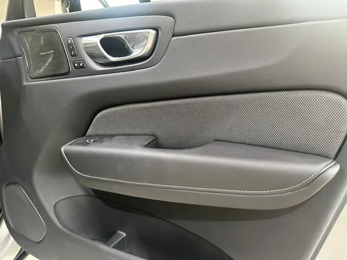 Volvo Xc60 Ultra Dark T8