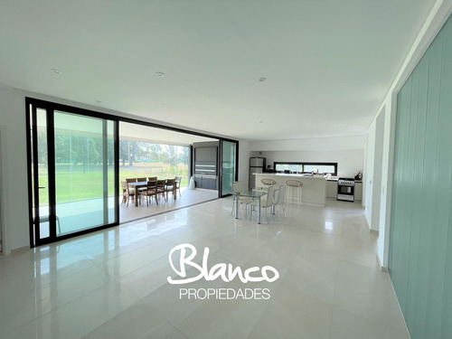 Casa En Venta En Haras Santa Maria, Escobar, G.b.a. Zona Norte